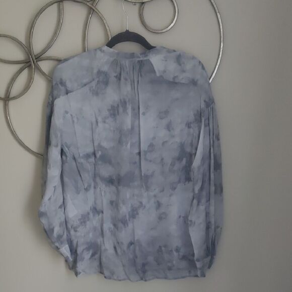 Vince Women's Blouse in Cloudy Blue - Picture 5 of 7